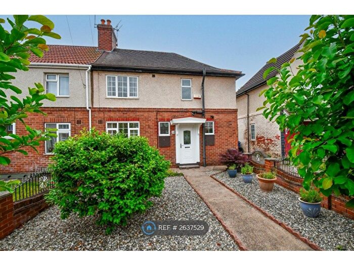 3 Bedroom Semi Detached House To Rent In Essex Avenue, Doncaster, DN2