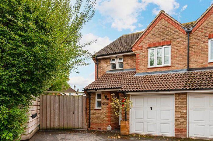 3 Bedroom Semi-Detached House For Sale In Tithe Close, Walton-on-Thames, KT12