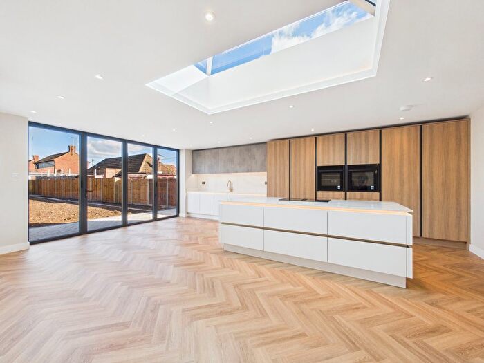 3 Bedroom Bungalow For Sale In Feltham Hill Road, Ashford, Surrey, TW15