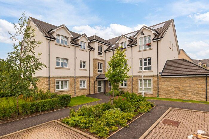 2 Bedroom Flat For Sale In / Byrne Crescent, Edinburgh, EH14