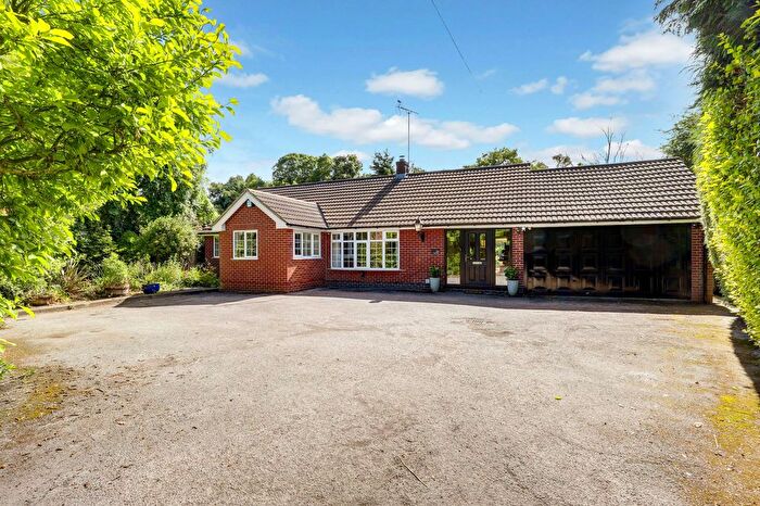 3 Bedroom Detached House For Sale In North Road, Ruddington, NG11