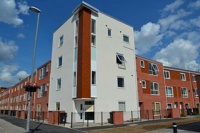 2 Bedroom Flat To Rent In Devonshire Street South, Manchester, Greater Manchester, M13