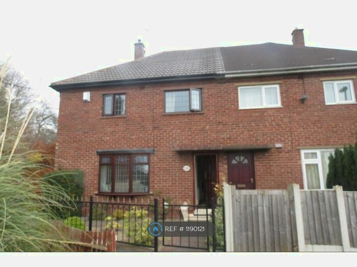 Houses to rent in StokeonTrent, ST4, Staffordshire
