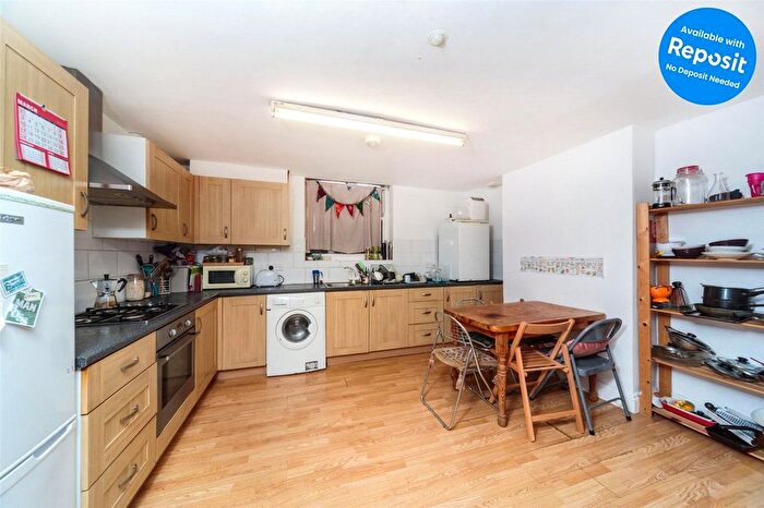 5 Bedroom Terraced House To Rent In North Gardens, Brighton, East Sussex, BN1