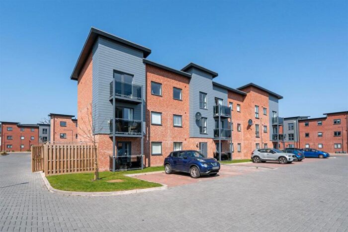 1 Bedroom Apartment To Rent In Newman Square, Shirley, B90