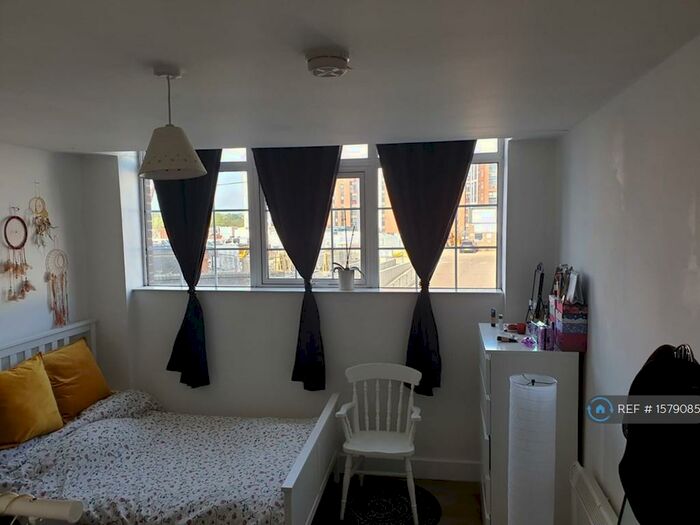 1 Bedroom Flat To Rent In Central House, Leicester, LE1