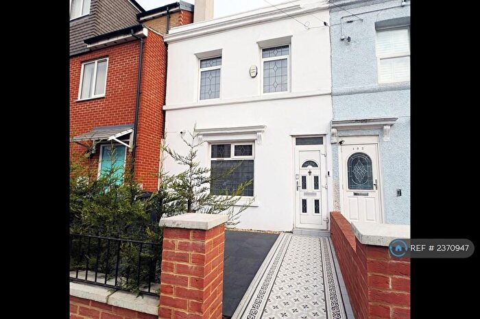 3 Bedroom End Of Terrace House To Rent In Parchmore Road, Thornton Heath, CR7