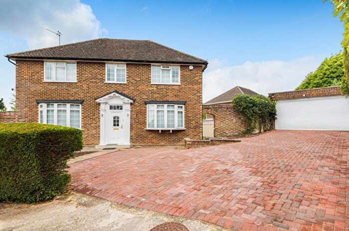 4 Bedroom Detached House To Rent In Ravenswood Park, Northwood, HA6