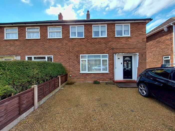 3 Bedroom Property To Rent In Hodgkins Close, Brownhills, Walsall, WS8