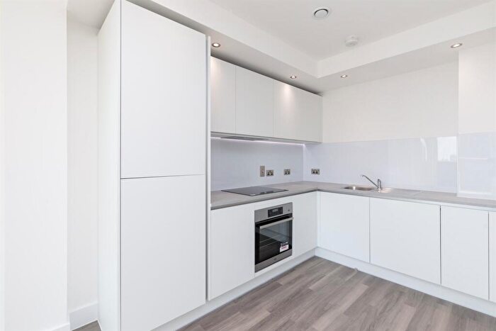 1 Bedroom Flat To Rent In Thames Road, London, E16