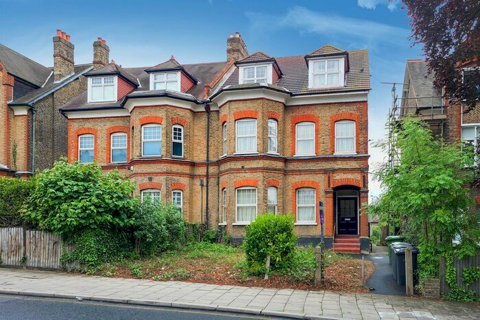 1 Bedroom Flat To Rent In Newlands Park, London, SE26