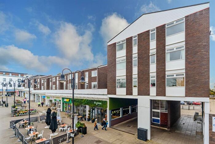 3 Bedroom Maisonette To Rent In Abbey End, Kenilworth, CV8
