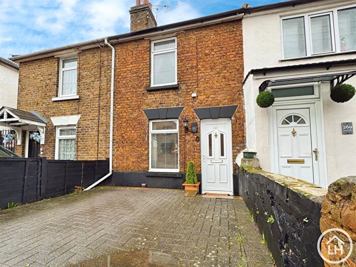 2 Bedroom Terraced House For Sale In Station Road, Rainham, Gillingham, ME8