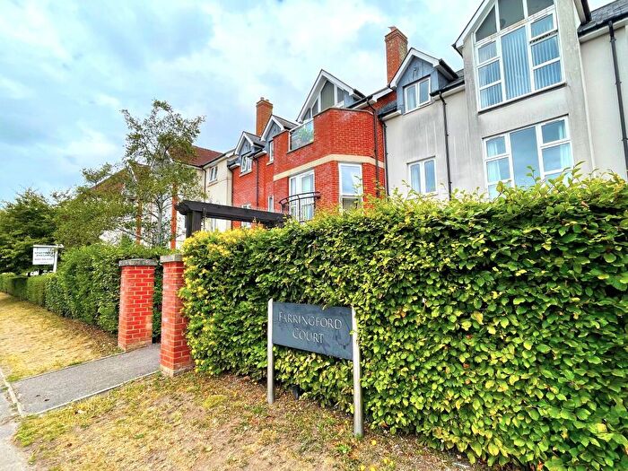 1 Bedroom Flat For Sale In Farringford Court, Lymington, SO41