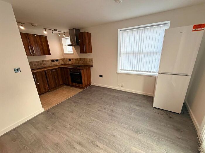 2 Bedroom Flat To Rent In Mowbray Street, North Reddish, Stockport, SK1