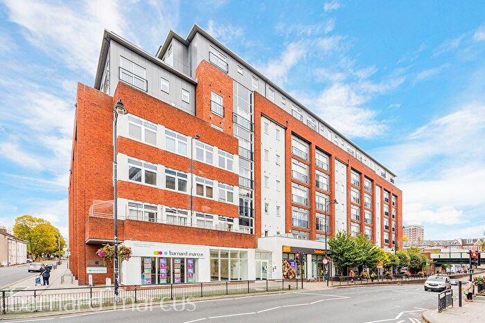 2 Bedroom Apartment To Rent In Manor Road, Wallington, SM6