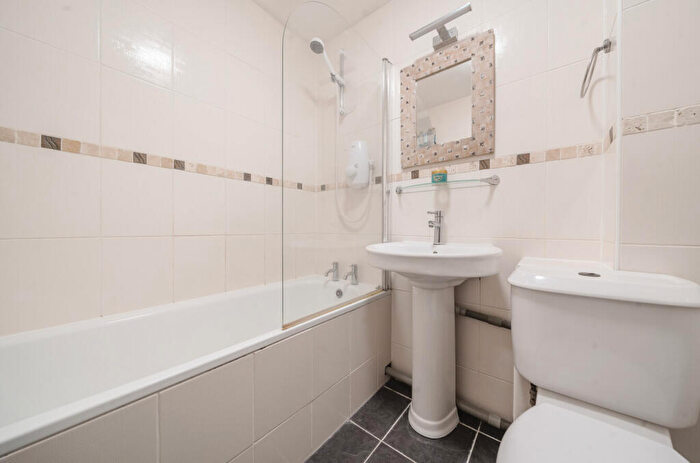 2 Bedroom Terraced House For Sale In Hythe Close, Bracknell, Berkshire, RG12