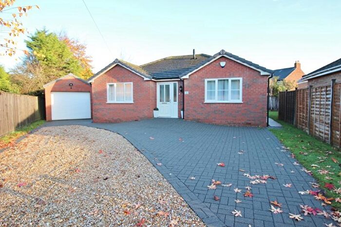 3 Bedroom Bungalow For Sale In Hereward Road, Spalding, Lincolnshire, PE11