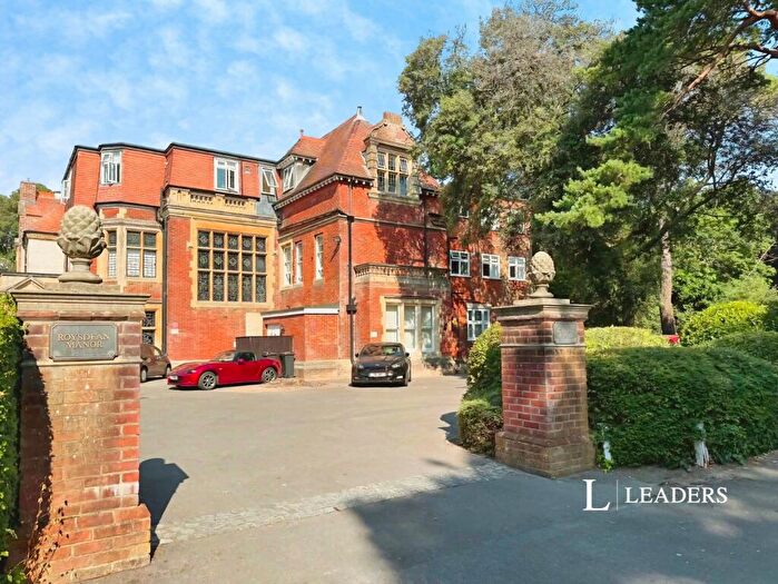 3 Bedroom Terraced House To Rent In Derby Road, Bournemouth, Dorset, BH1
