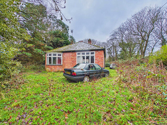 3 Bedroom Detached Bungalow For Sale In Taylor Lane, Holmpton, HU19