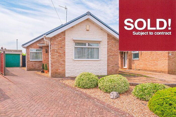 2 Bedroom Detached Bungalow For Sale In Browning Avenue, Kettering, NN16