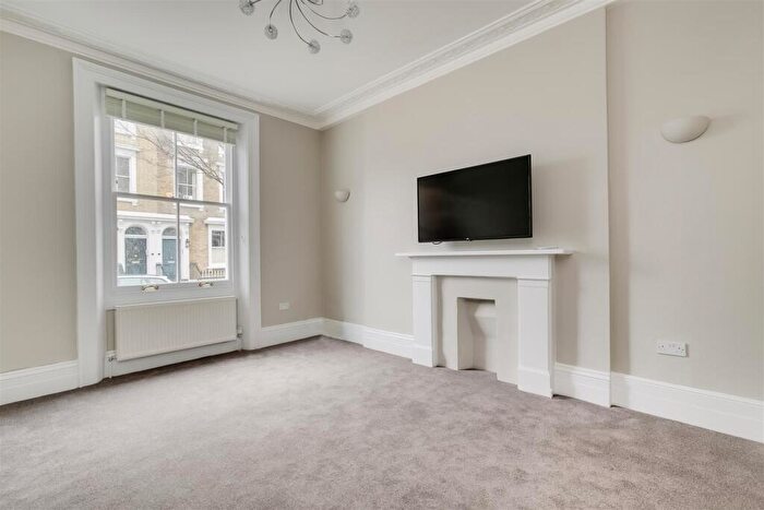 2 Bedroom Flat To Rent In Ifield Road, Earls Court, SW10