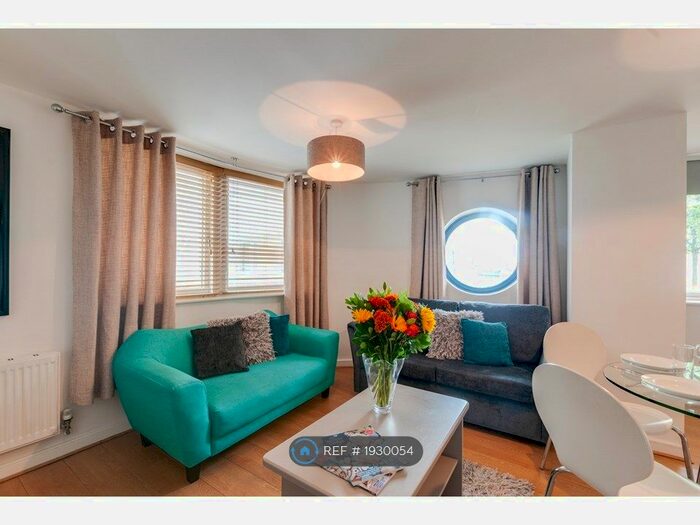 1 Bedroom Flat To Rent In Royal Quay, Liverpool, L3