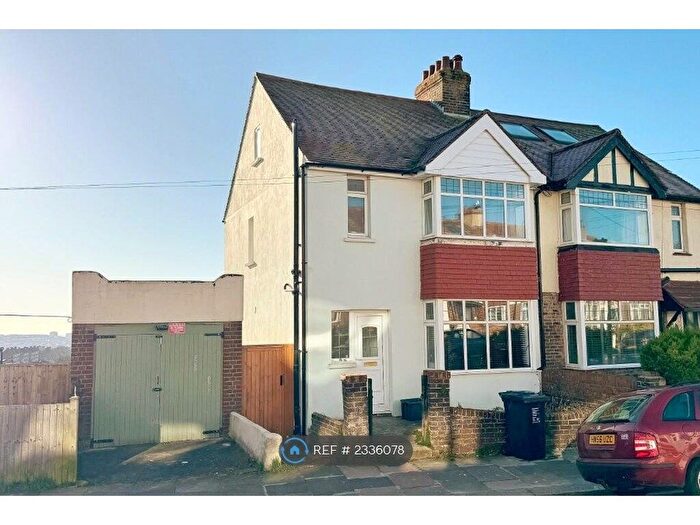 3 Bedroom Semi-Detached House To Rent In Hollingbury Rise, Brighton, BN1