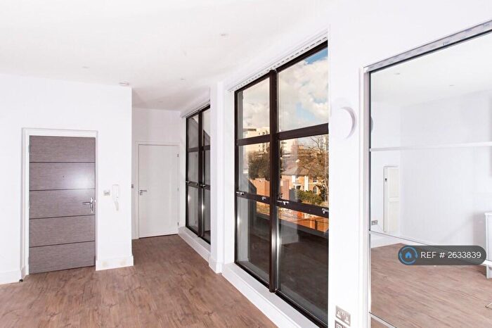 1 Bedroom Flat To Rent In Wardour Place, Slough, SL1