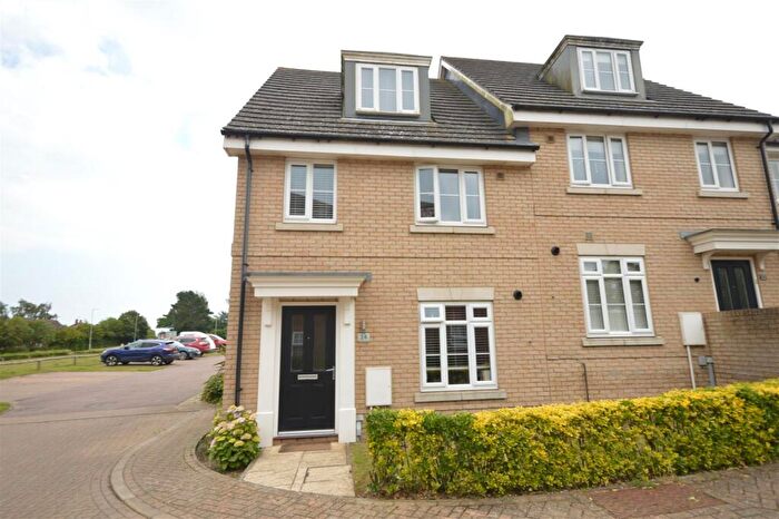 3 Bedroom Town House To Rent In Saxmundham, IP17