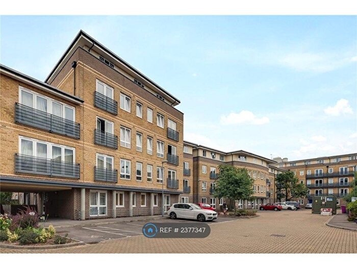 2 Bedroom Flat To Rent In Hereford Road, London, E3