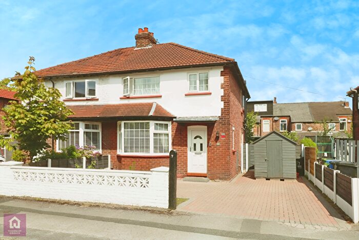 3 Bedroom Semi-Detached House For Sale In Victoria Avenue, Timperley, Altrincham, Greater Manchester, WA15