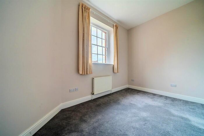 2 Bedroom Terraced House For Sale In Awdry Road, Devizes, SN10