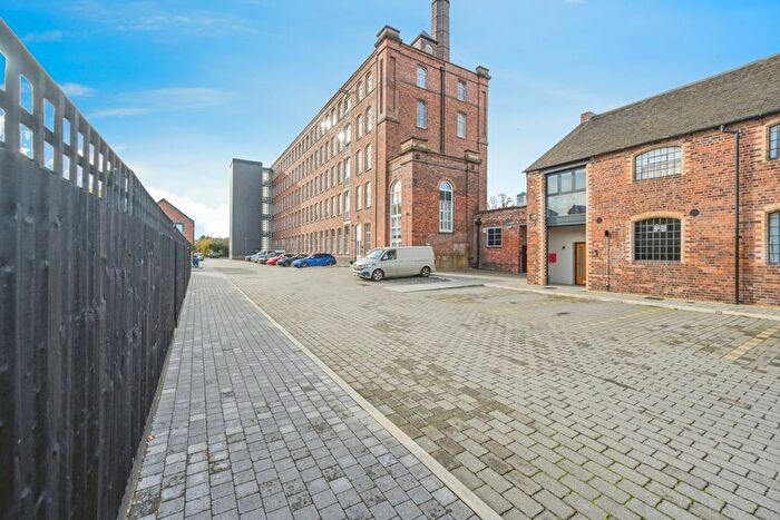 1 Bedroom Flat For Sale In Tolson Court, Fazeley, Tamworth, Staffordshire, B78