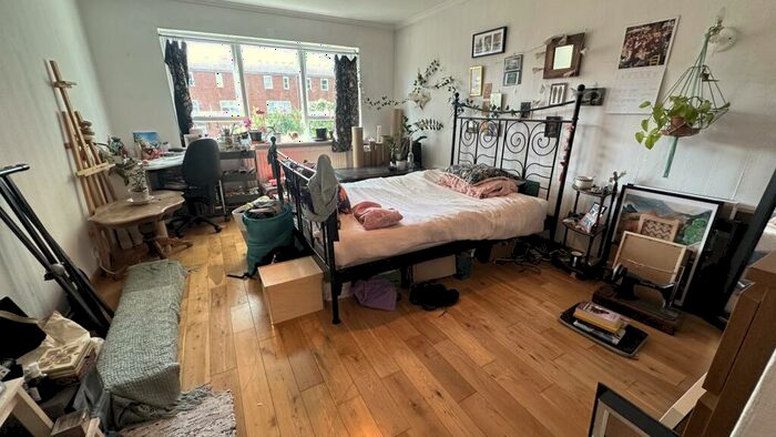 4 Bedroom Terraced House To Rent In Cowper Road, Newington Green, N16