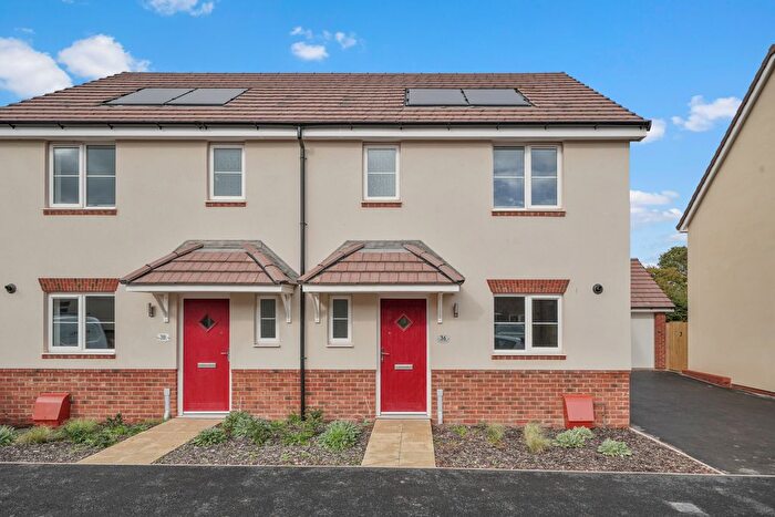 3 Bedroom Semi-detached House To Rent In Rowland Way, Exeter, EX2