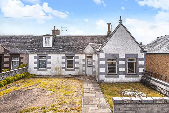 2 Bedroom Semi-Detached House For Sale In Links Road, Leven, KY8