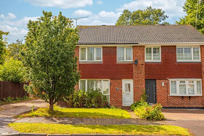 3 Bedroom Semi-Detached House To Rent In Heathfield, Crawley, RH10