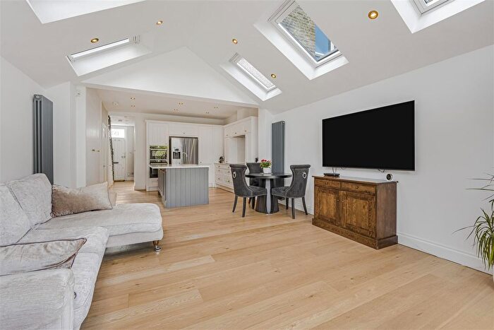 3 Bedroom Terraced House For Sale In Clarence Road, London, SW19