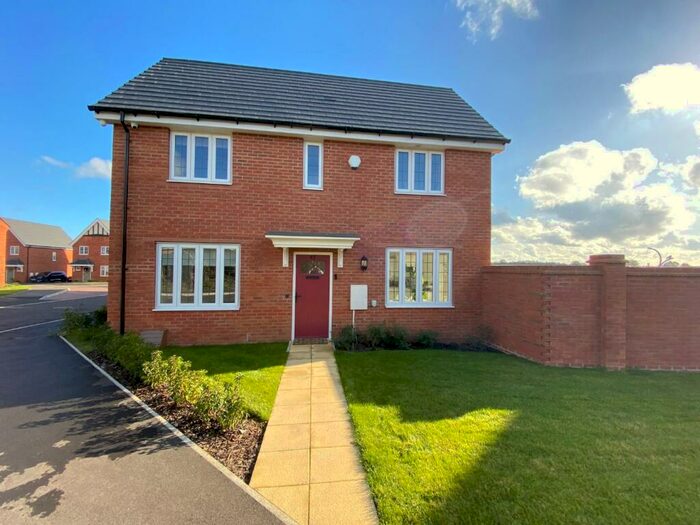 3 Bedroom Semi-Detached House To Rent In Chaff Cutter Grove, Stratford Upon Avon, CV37