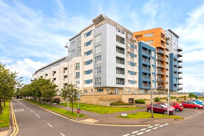 1 Bedroom Flat To Rent In Hesperus Crossway, Granton, Edinburgh, EH5
