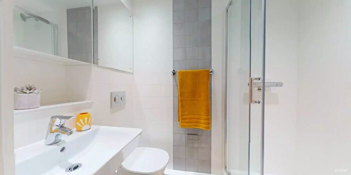 1 Bedroom House To Rent In River Street, Manchester, M15