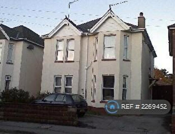 6 Bedroom Detached House To Rent In Alma Road, Bournemouth, BH9