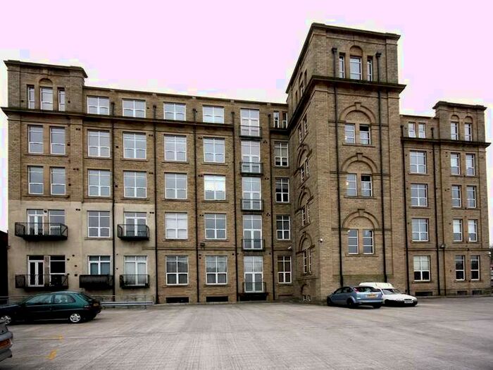 2 Bedroom Apartment To Rent In Bradford Road, Dewsbury, WF13