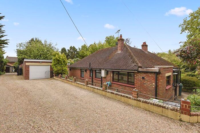 3 Bedroom Detached Bungalow For Sale In The Hill, Littlebourne, CT3