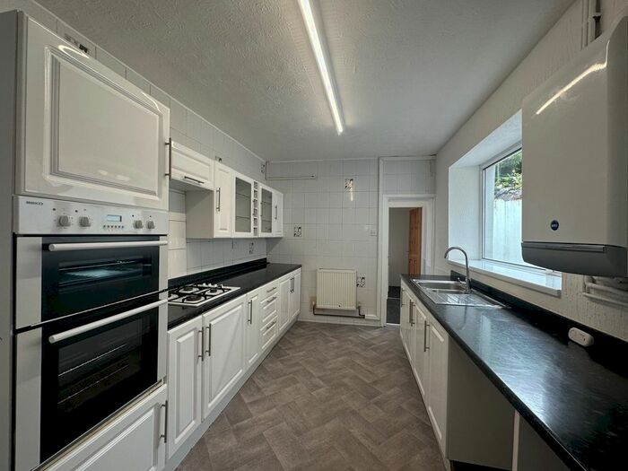 3 Bedroom Property To Rent In Charlotte Place, Barry, CF63