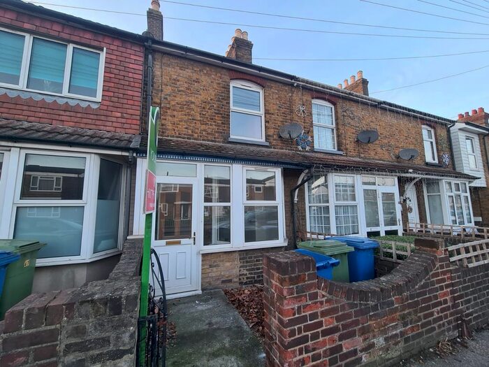 3 Bedroom Terraced House To Rent In Murston Road, Sittingbourne ME10
