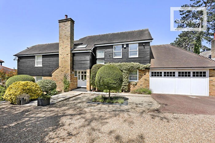 4 Bedroom Detached House For Sale In Church Hill, Epping, CM16
