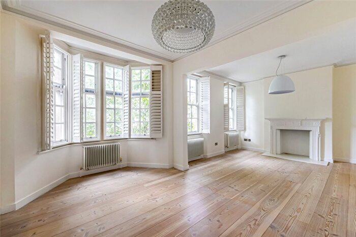 4 Bedroom Flat To Rent In Old Brompton Road, London, SW5