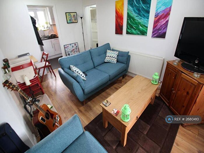 1 Bedroom Flat To Rent In Marriott Road, London, E15